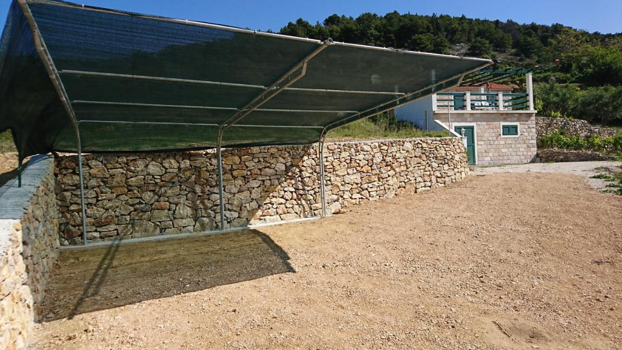 Holiday Home Vineyard House Bol Exteriör bild